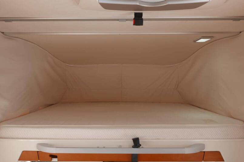 Hymer B 614 SL Star Edition Champagne, 3.0 158 PK, ruime indeling 32
