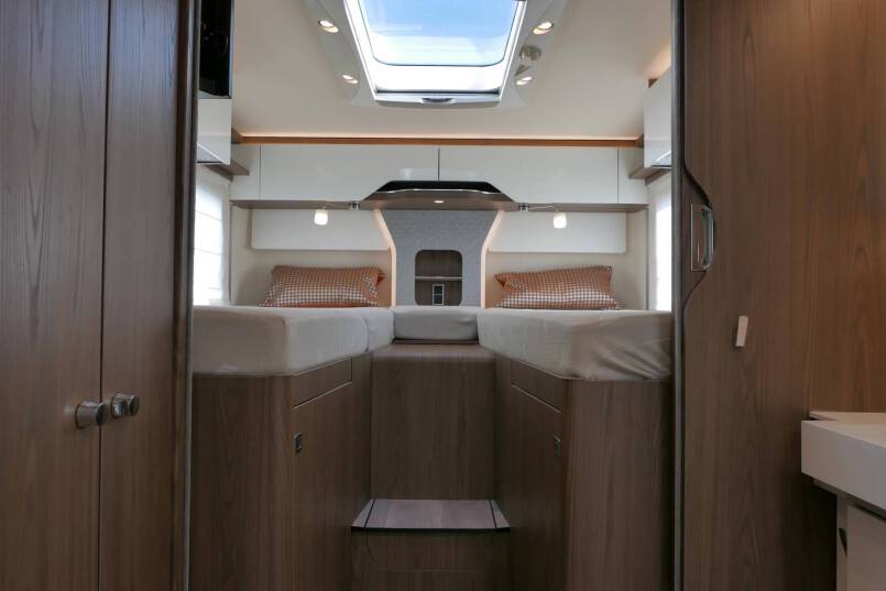 Hymer B ML-I 880 MasterLine 9G AUTOMAAT, lithium, airco, Alde 48