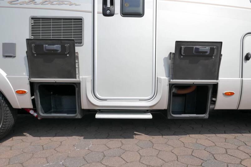 Hymer B 694 SL Star Edition 3.0 AUTOMAAT, bovenkastjes, levelsysteem 14