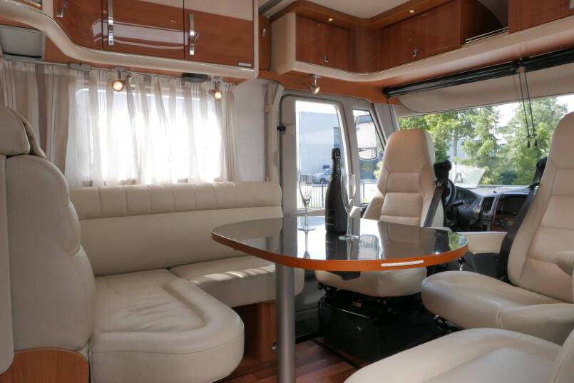 Hymer B 694 SL Star Edition 3.0 AUTOMAAT, bovenkastjes, levelsysteem 25