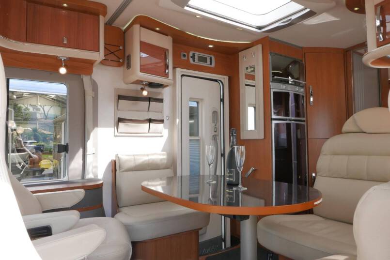 Hymer B 694 SL Star Edition 3.0 AUTOMAAT, bovenkastjes, levelsysteem 27