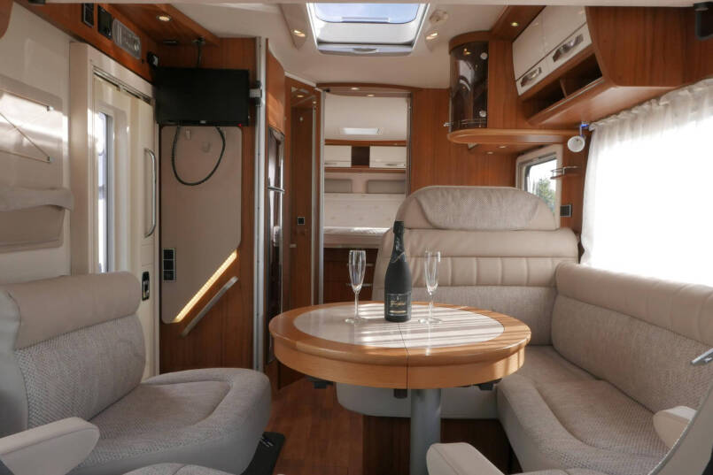 Hymer B 698 Experience 3.0 AUTOMAAT, AL-KO maxi 4500 kg 29