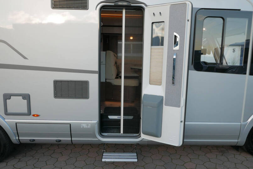 Hymer B ML-I 780 MasterLine 5 pers | 2022 | 9G AUTOMAAT | Lithium | Airco 17