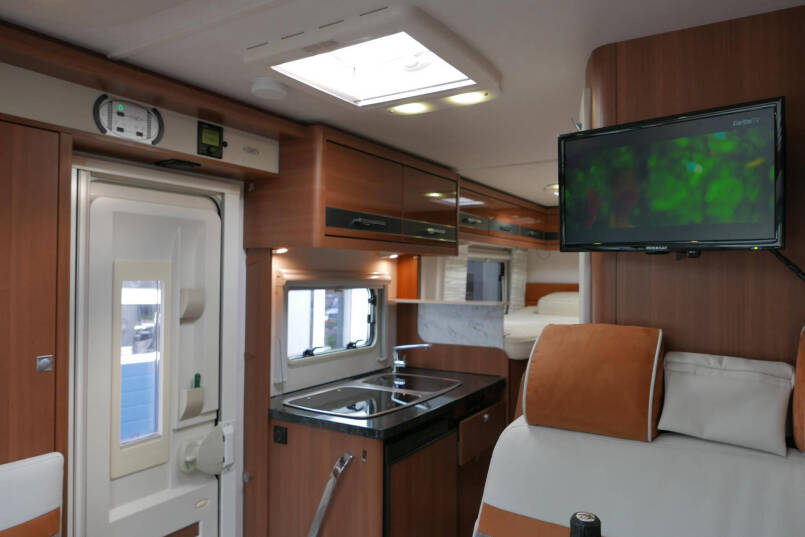 LMC Breezer V 646 G Enkele bedden | Garage | Schotel | 2015 26