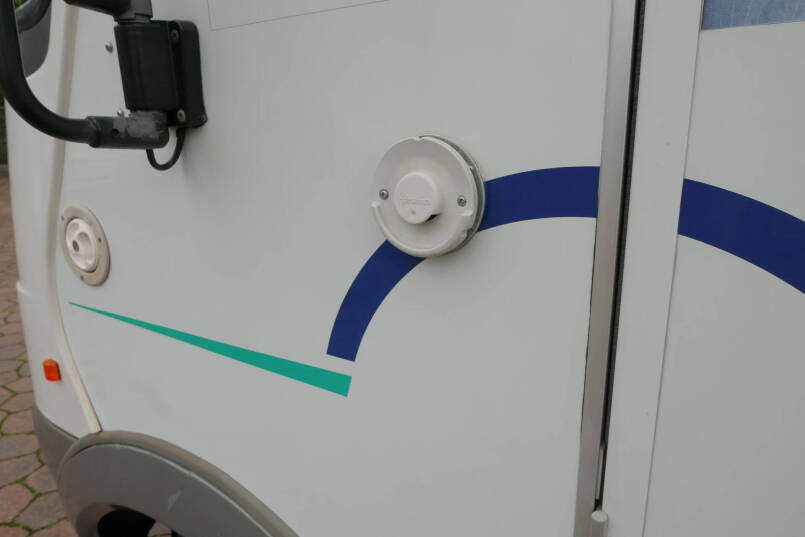 Hymer B 644 G bovenkastjes AL-KO chassis | 2 x airco | Dubbele bodem 15