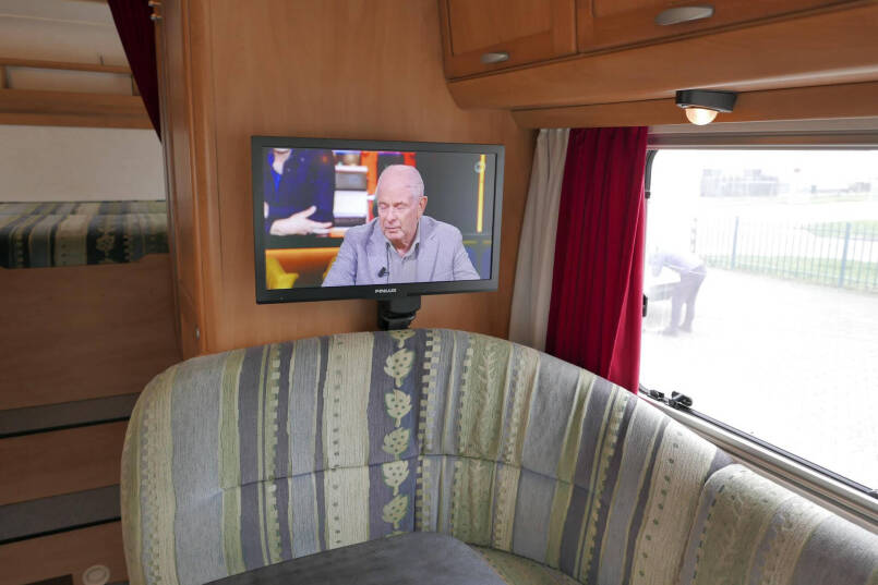 Hymer B 644 G bovenkastjes AL-KO chassis | 2 x airco | Dubbele bodem 30
