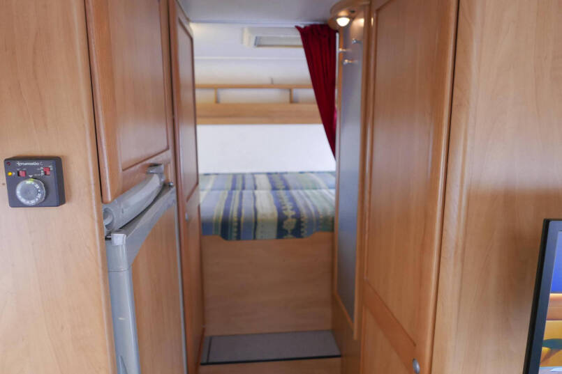 Hymer B 644 G bovenkastjes AL-KO chassis | 2 x airco | Dubbele bodem 34