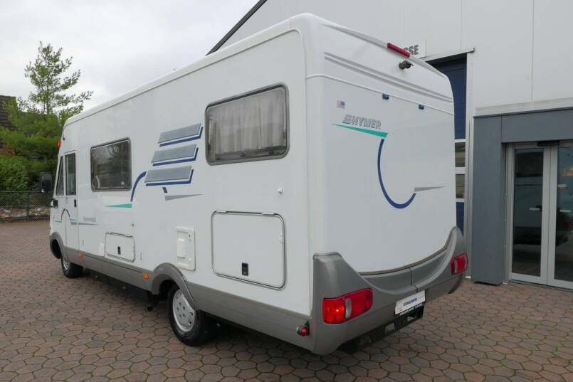 Hymer B 644 G bovenkastjes AL-KO chassis | 2 x airco | Dubbele bodem 5