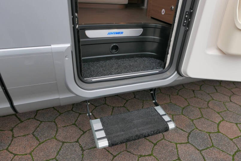 Hymer B-SL 704 SupremeLine | 180 PK AUTOMAAT | Levelsysteem | Airco 18