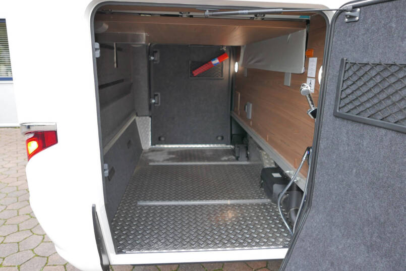 Hymer B-ML I 790 MasterLine | Bovenkastjes | Levelsysteem | Lithium 13