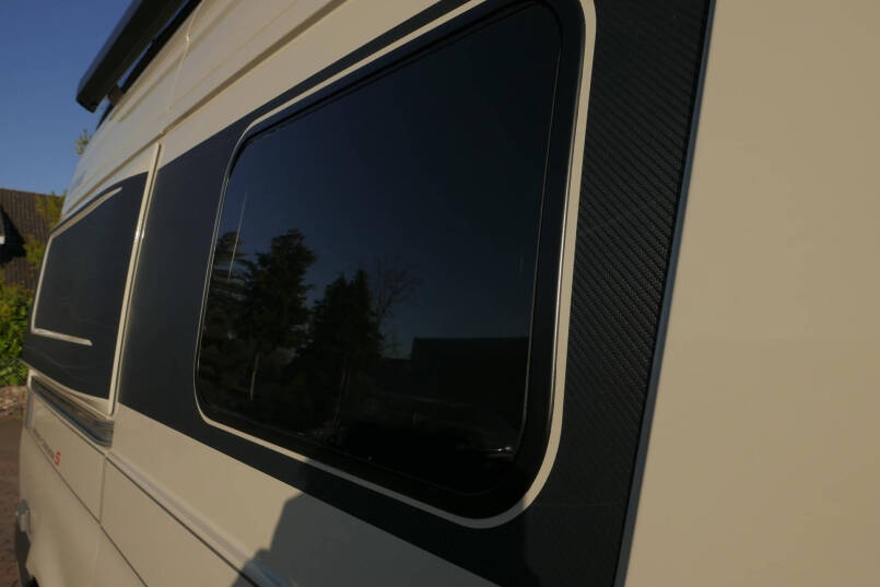 Hymer Grand Canyon S 4X4 | 190 pk Automaat | Hefdak | Lithium | Pastel steengrijs 12