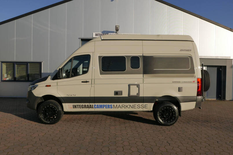 Hymer Grand Canyon S 4X4 | 190 pk Automaat | Hefdak | Lithium | Pastel steengrijs 2