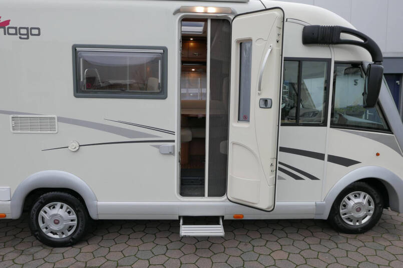 Carthago Chic C-Line 3.8 compact 4 persoons|grote garage|6.35 m 13