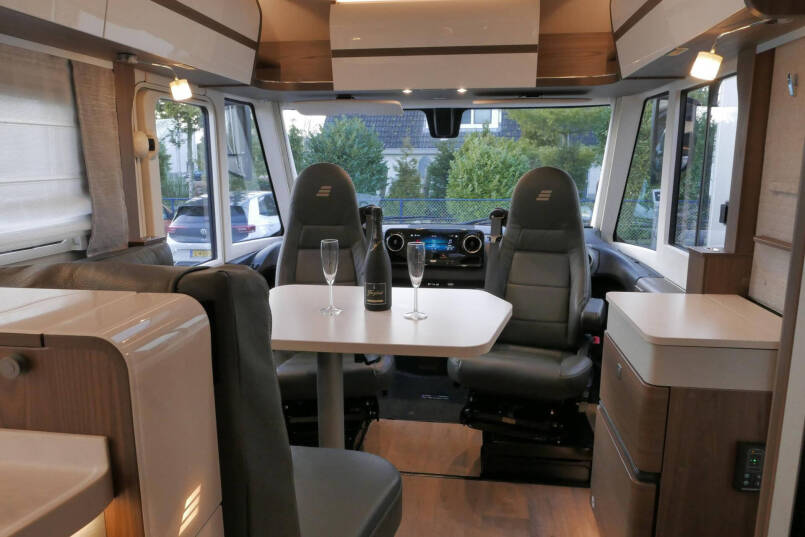 Hymer BML-I 780 MasterLine | Bovenkastjes | Levelsysteem | Lithium | Airco | 28