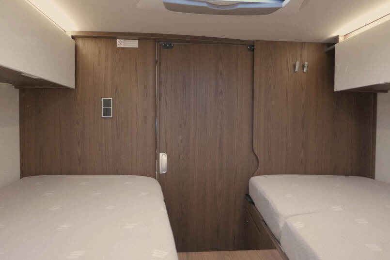 Hymer BML-I 780 MasterLine | Bovenkastjes | Levelsysteem | Lithium | Airco | 57