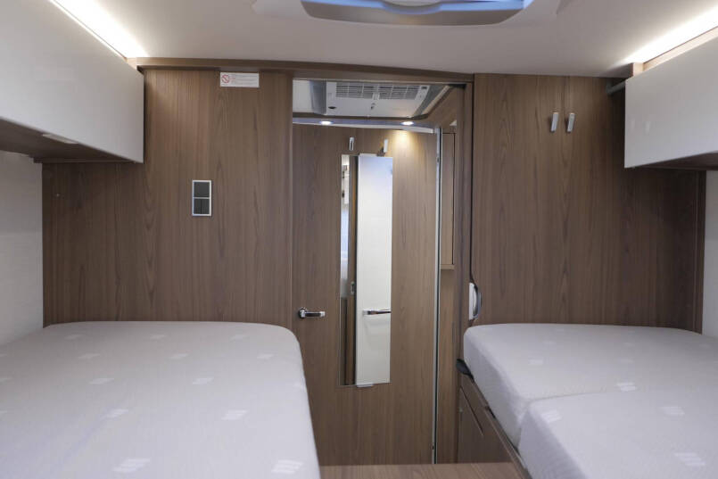 Hymer BML-I 780 MasterLine | Bovenkastjes | Levelsysteem | Lithium | Airco | 58