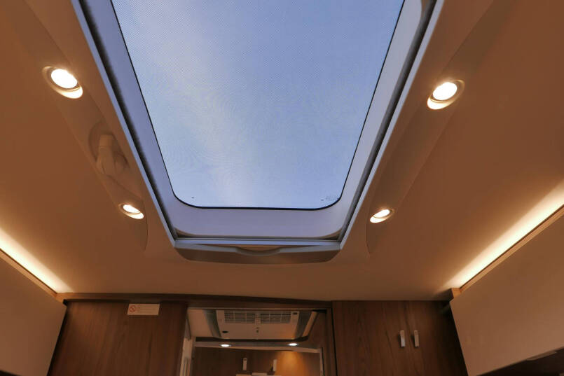 Hymer BML-I 780 MasterLine | Bovenkastjes | Levelsysteem | Lithium | Airco | 60