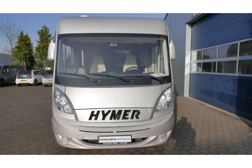 Hymer B 678 Champagne | 3.0 Automaat | Levelsysteem | Schotel | Zonnepanelen 1