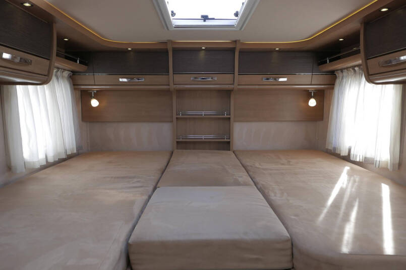 Hymer B 678 Champagne | 3.0 Automaat | Levelsysteem | Schotel | Zonnepanelen 37