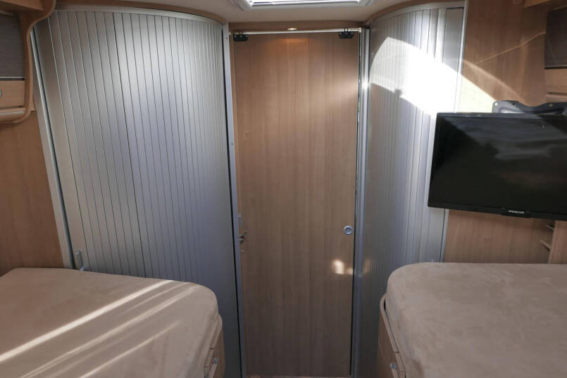 Hymer B 678 Champagne | 3.0 Automaat | Levelsysteem | Schotel | Zonnepanelen 41