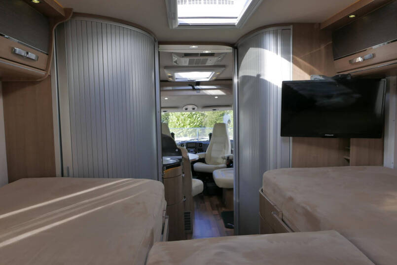 Hymer B 678 Champagne | 3.0 Automaat | Levelsysteem | Schotel | Zonnepanelen 47