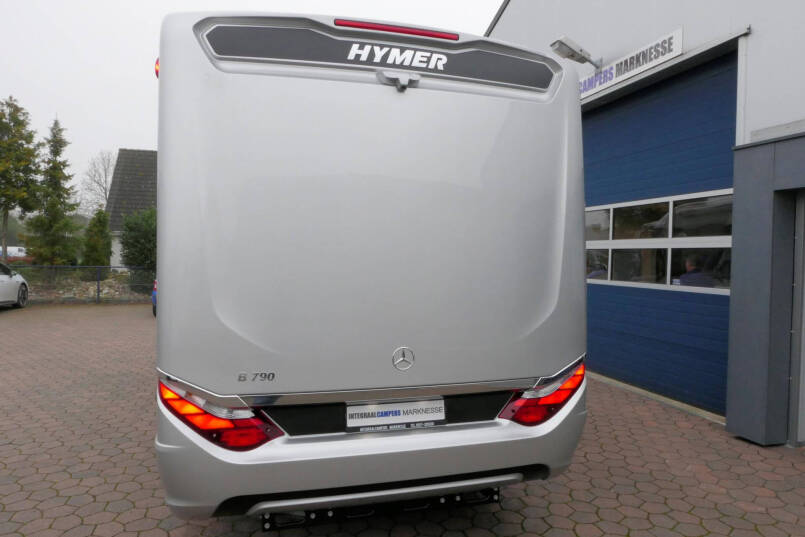 Hymer BML-I 790 MasterLine | Queensbed | Bovenkastjes | Mercedes | Levelsysteem | 3