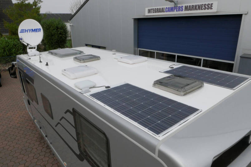 Hymer BML-I 790 MasterLine | Queensbed | Bovenkastjes | Mercedes | Levelsysteem | 54