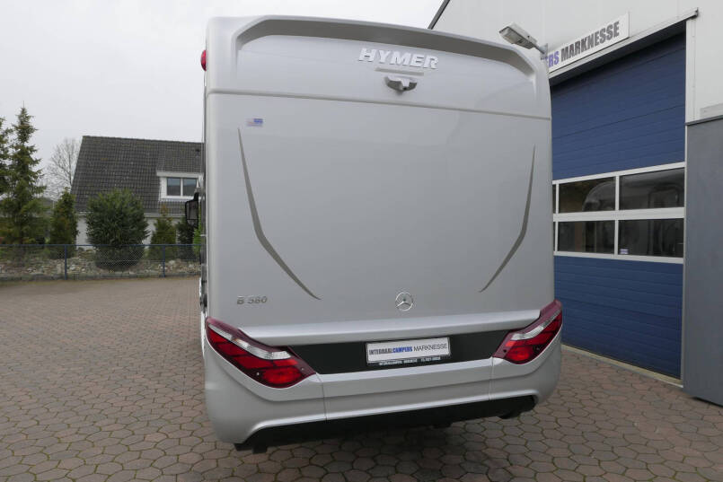 Hymer BMC-I 580 | 2022 | Bovenkatjes | 4430 kg |  XXL bed | 170 pk automaat | Mercedes-Benz | 3