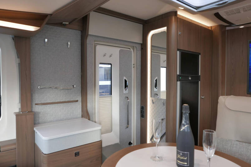 Hymer BML-I 780 MasterLine | 9G AUTOMAAT | Levelsysteem | Lithium | Airco | 101