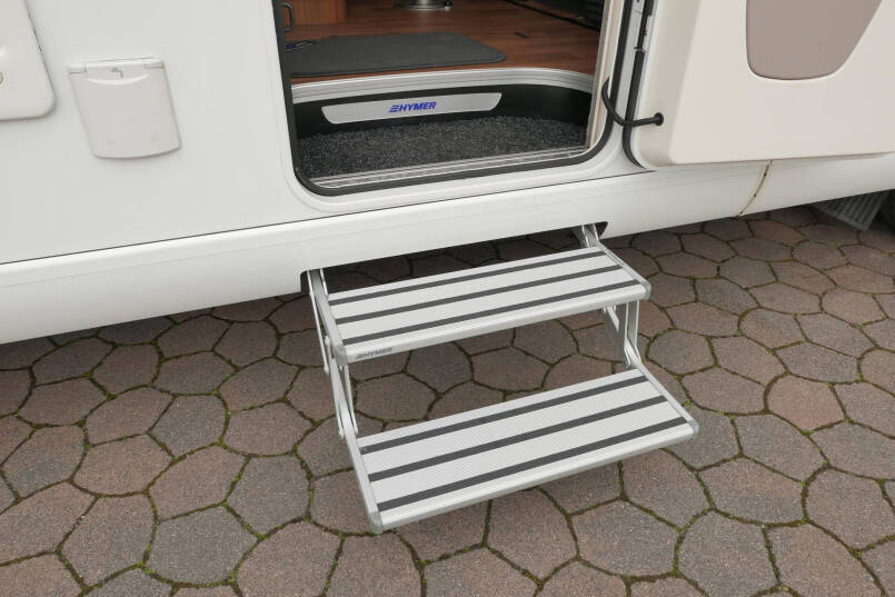 Hymer B 568 PL PremiumLine | 3.0 Automaat | Levelsysteem | Alde verwarming | Enkele bedden | 14