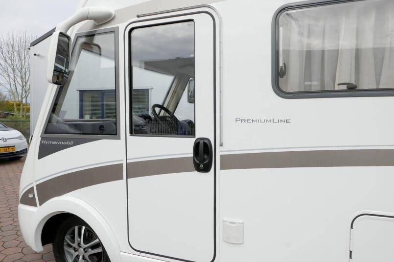 Hymer B 568 PL PremiumLine | 3.0 Automaat | Levelsysteem | Alde verwarming | Enkele bedden | 15