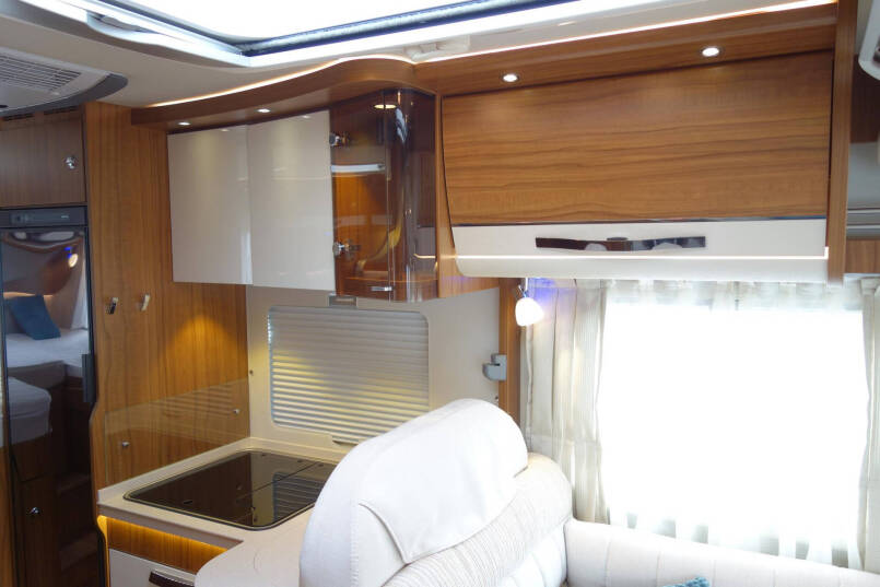 Hymer B 568 PL PremiumLine | 3.0 Automaat | Levelsysteem | Alde verwarming | Enkele bedden | 30