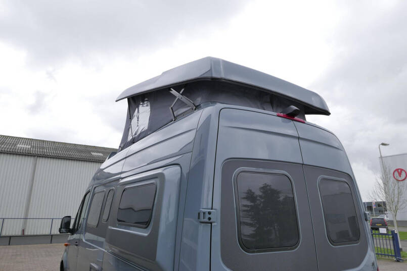 Hymer Grand canyon s 4x4 | 190 pk Automaat | Hefdak | LED | Trekhaak | 16