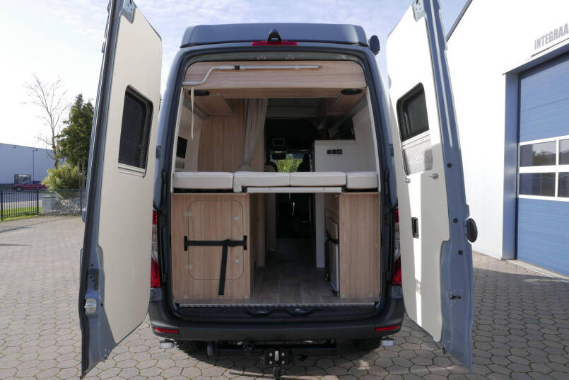 Hymer Grand canyon s 4x4 | 190 pk Automaat | Hefdak | LED | Trekhaak | 18