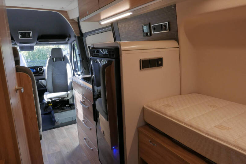 Hymer Grand canyon s 4x4 | 190 pk Automaat | Hefdak | LED | Trekhaak | 51