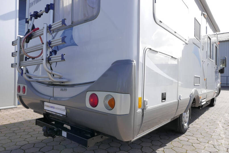 Hymer B 654 | Automaat | Frans bed | Hefbed | Airco | Ruime zit | 9