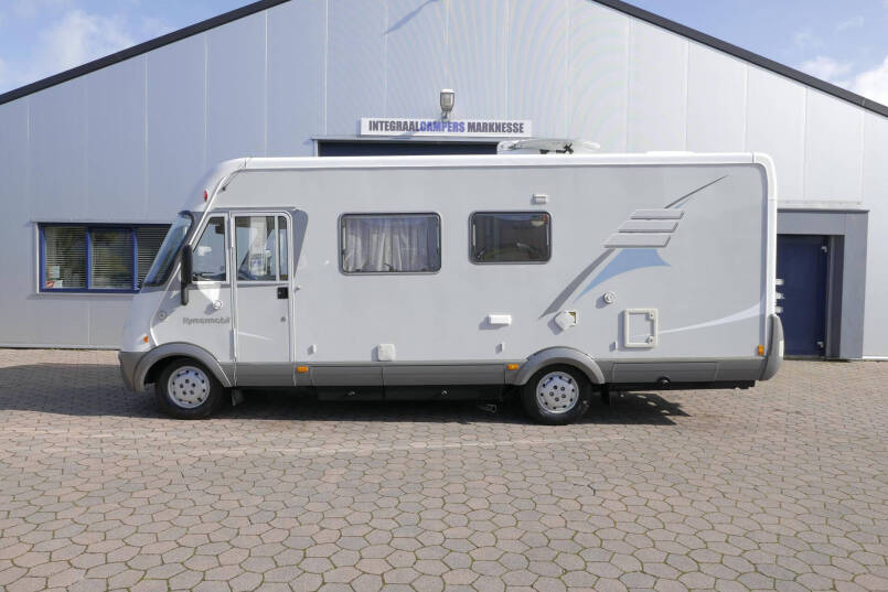 Hymer B 654 | Automaat | Frans bed | Hefbed | Airco | Ruime zit | 52