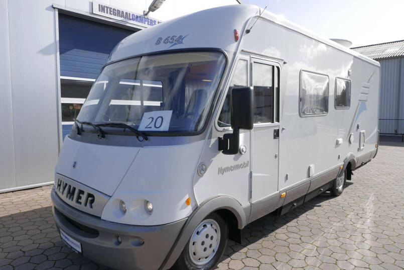 Hymer B 654 | Automaat | Frans bed | Hefbed | Airco | Ruime zit | 6