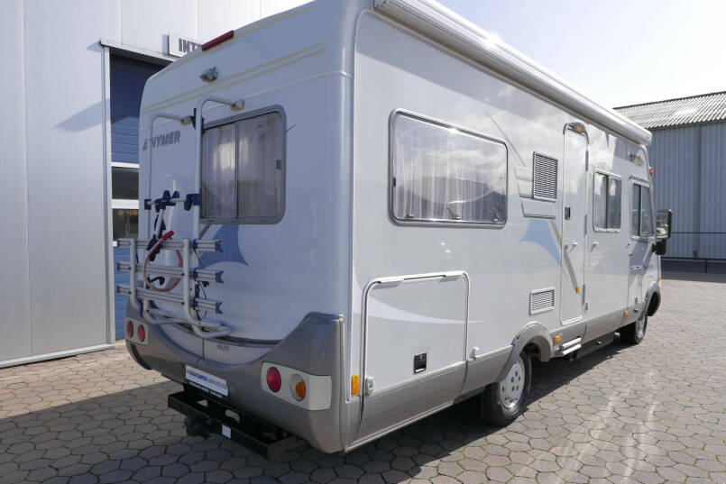 Hymer B 654 | Automaat | Frans bed | Hefbed | Airco | Ruime zit | 7
