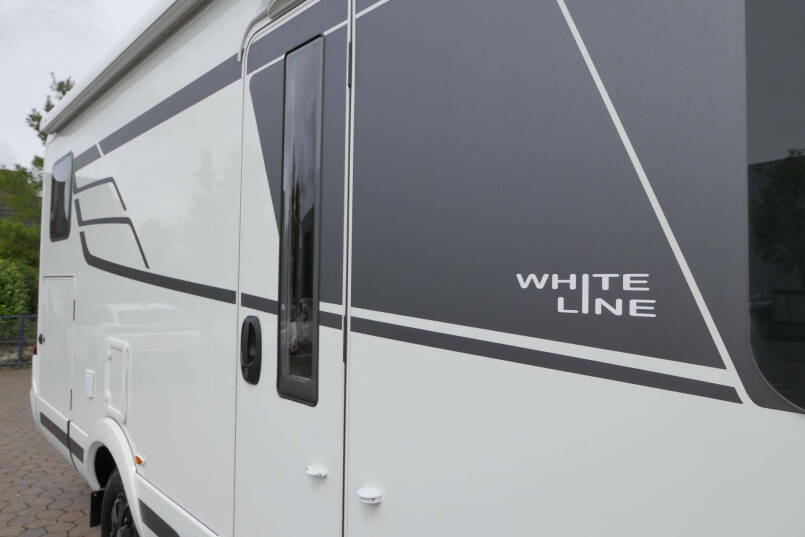 Hymer BMC-I 600 White Line | Mercedes-Benz | AL-KO 4430 chassis | 170 pk 9G automaat | 12