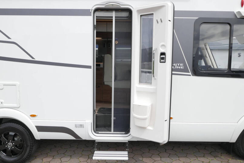 Hymer BMC-I 600 White Line | Mercedes-Benz | AL-KO 4430 chassis | 170 pk 9G automaat | 16