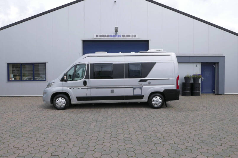 Adria Twin 600 spt | 2 x airco | Fietesendrager | Weinig km | 2