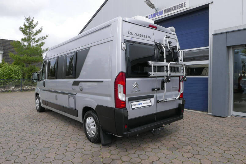 Adria Twin 600 spt | 2 x airco | Fietesendrager | Weinig km | 5