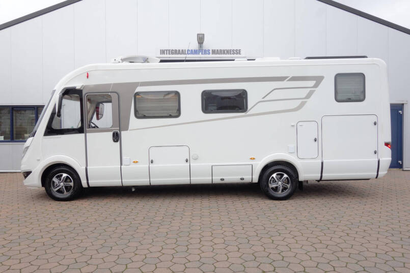 Hymer B 704 SL SupremeLine AUTOMAAT, 180 pk, 2 aparte bedden 2