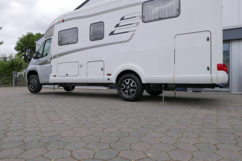 Hymer T 698 CL | AL-KO | Levelsysteem | LPG | Omvormer | Schotel | 6