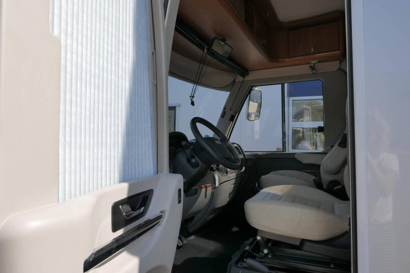 Hymer B 614 SL Elegance |  Bovenkastjes | 3.0 Automaat | Dubbele bodem | 17