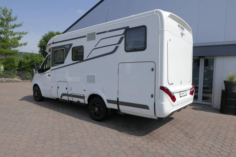 Hymer BMC-T 600 WhiteLine | Mercedes | Automaat | Enkele bedden | 5