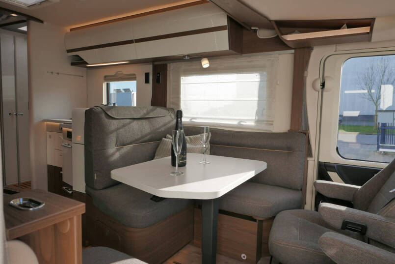 Hymer B ML-I 780 MasterLine Crystal silver, 9G AUTOMAAT, Lithium, airco 27