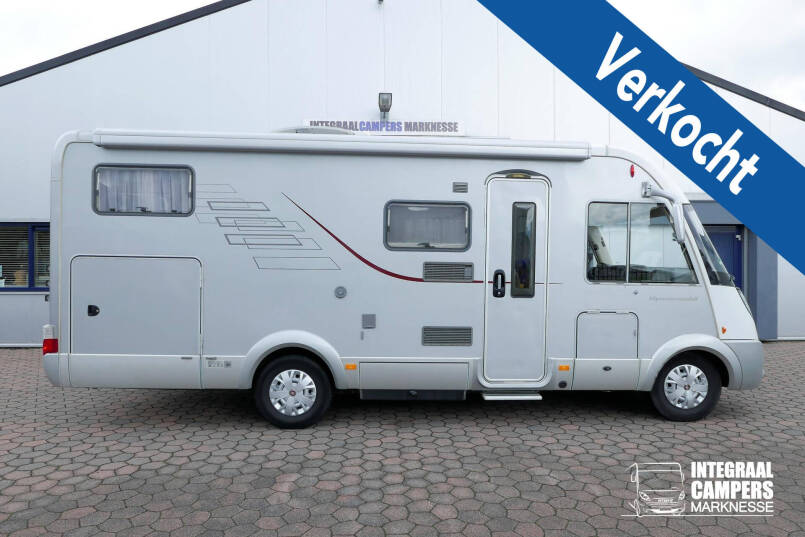 Hymer B 674 SL | AL-KO Maxi | Levelsysteem | Enkele bedden | Hefbed | Vlakke vloer | 0