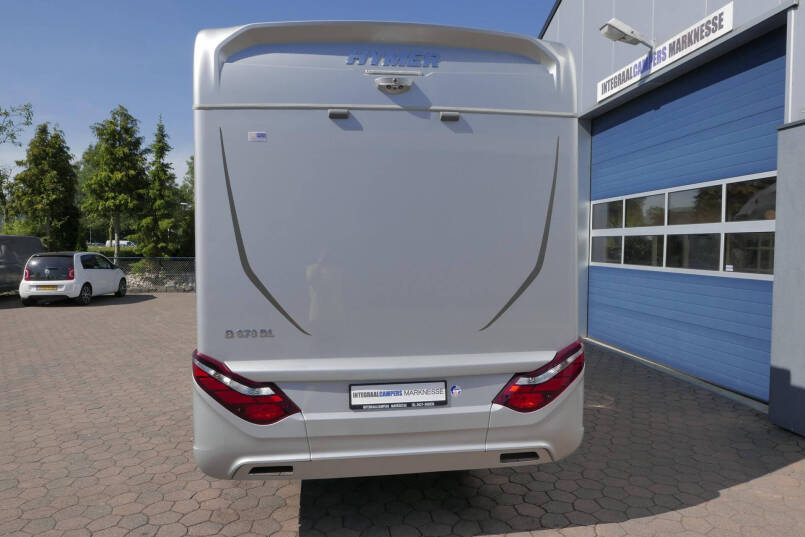 Hymer B 678 DL Dynamic Line | 180 pk | Automaat | Levelsysteem | 2x TV | Zilver metallic | 3